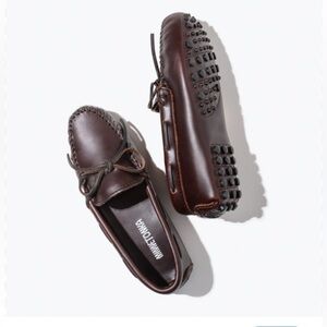 Classic Minnetonka Driving Mocassin-NWOT Men’s-size 8 and Women’s size 10